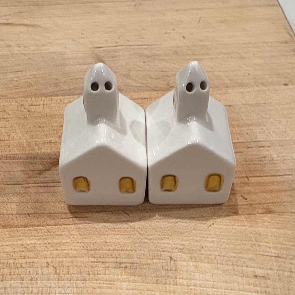 Cracker Barrel White Ceramic House Salt and Pepper Shakers with Gold Accent